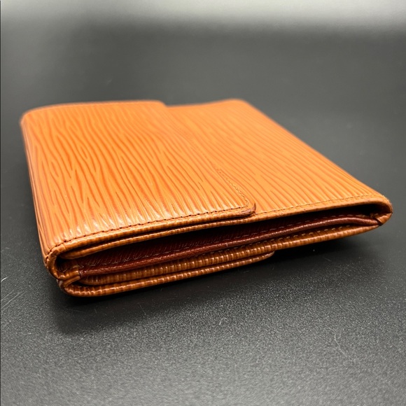 Louis Vuitton Epi Kenyan Fawn Bifold Wallet w/ Snap Coin Pocket – Vintage COA - Picture 8 of 13